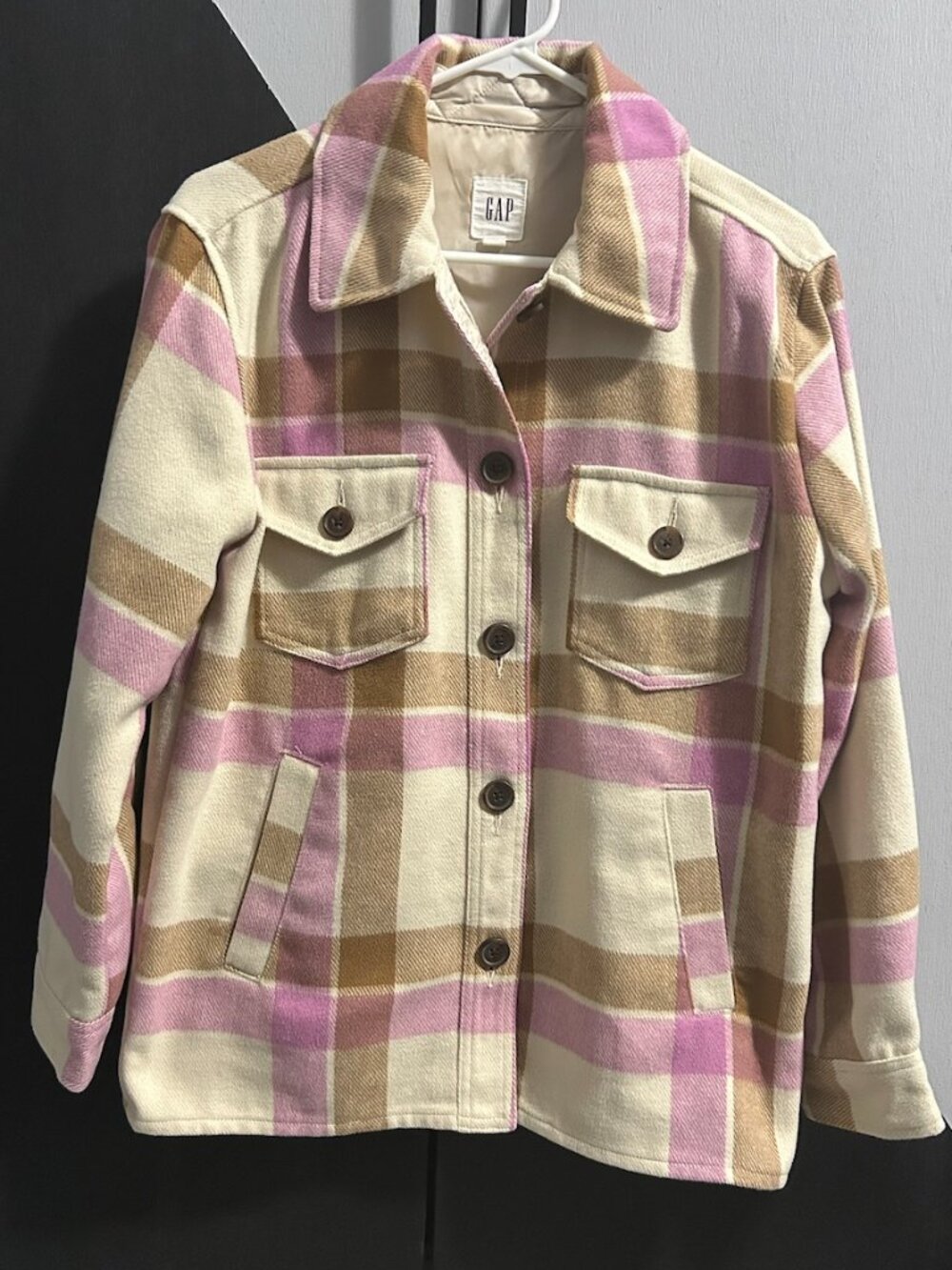 GAP Cream/Pink/Camel Plaid Button Down Shacket Women's Size S